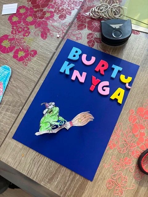 Vaiko sukurta burtų knyga
